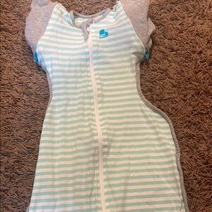 Love to Dream Swaddle with Mint Stripes and Gray Sleeves